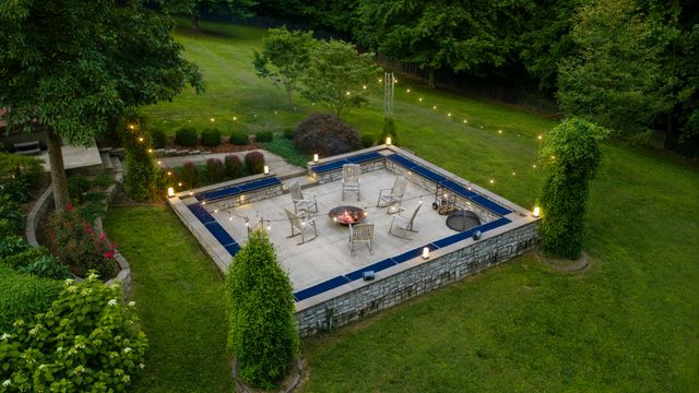 1766 Hunts Ln, Bowling Green, KY 42103