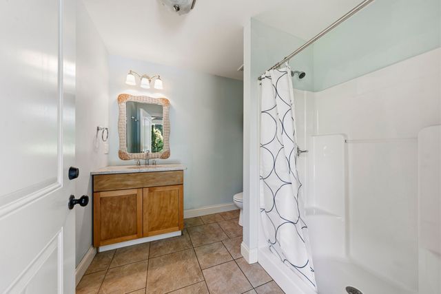 1766 Hunts Ln, Bowling Green, KY 42103