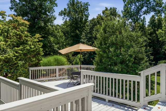 1766 Hunts Ln, Bowling Green, KY 42103