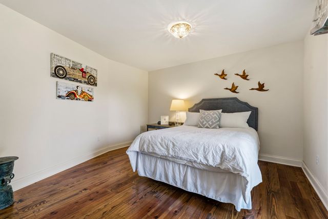 1766 Hunts Ln, Bowling Green, KY 42103