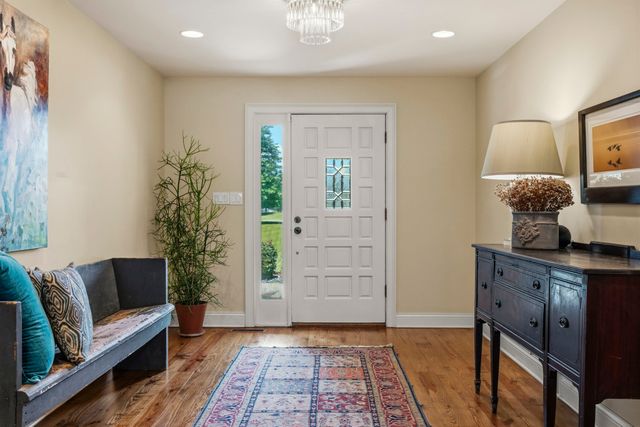 1766 Hunts Ln, Bowling Green, KY 42103
