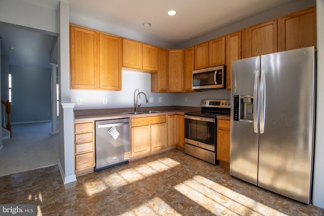 98 LULLWATER WAY, Falling Waters, WV 25419