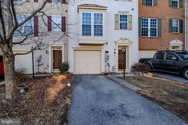 98 LULLWATER WAY, Falling Waters, WV 25419