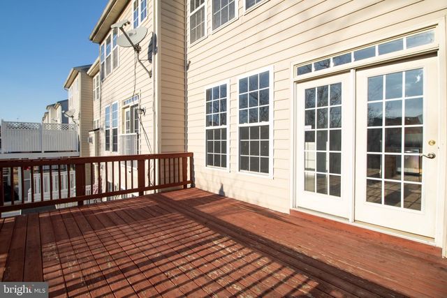 98 LULLWATER WAY, Falling Waters, WV 25419