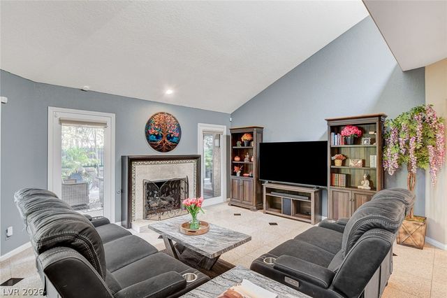 7201 Mission Hills Drive, Las Vegas, NV 89113