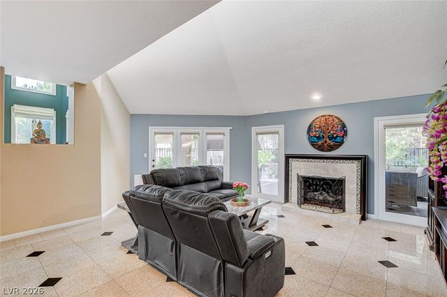 7201 Mission Hills Drive, Las Vegas, NV 89113