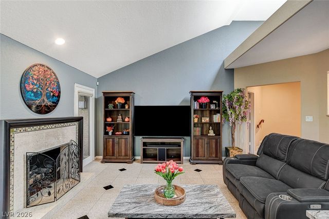 7201 Mission Hills Drive, Las Vegas, NV 89113