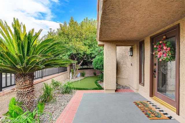 7201 Mission Hills Drive, Las Vegas, NV 89113