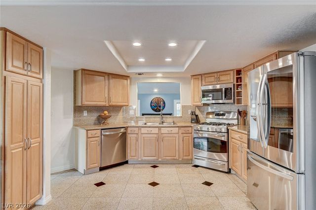 7201 Mission Hills Drive, Las Vegas, NV 89113