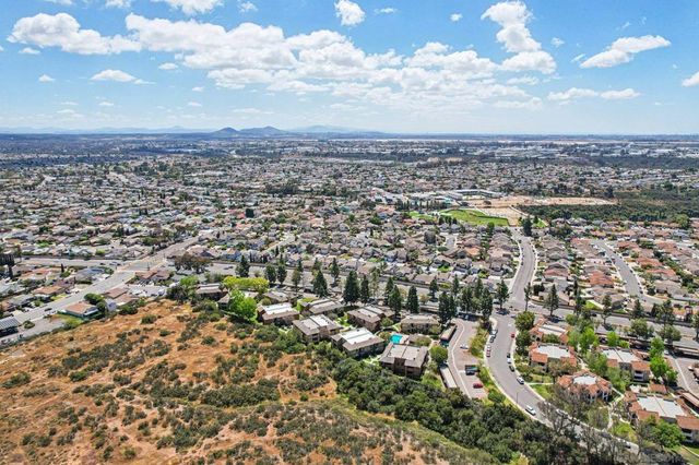 10611 Dabney Dr 11, San Diego, CA 92126