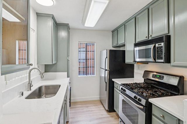 10611 Dabney Dr 11, San Diego, CA 92126