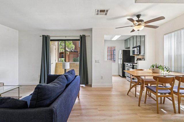 10611 Dabney Dr 11, San Diego, CA 92126