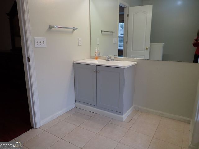 10617 Barberry Drive, Hampton, GA 30228