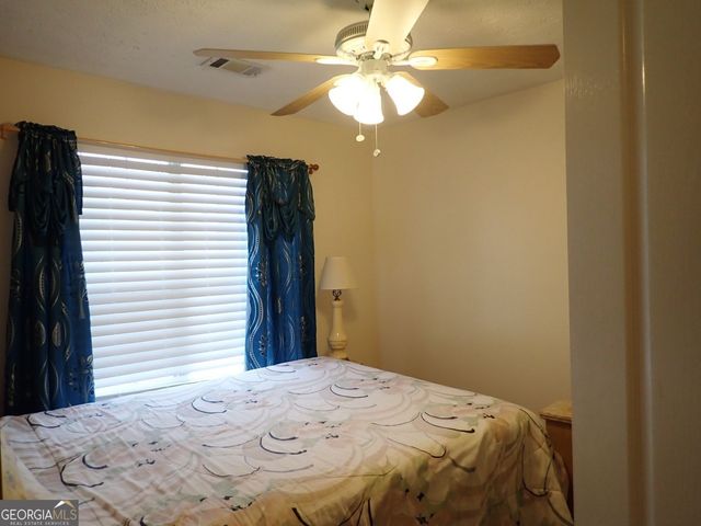 10617 Barberry Drive, Hampton, GA 30228