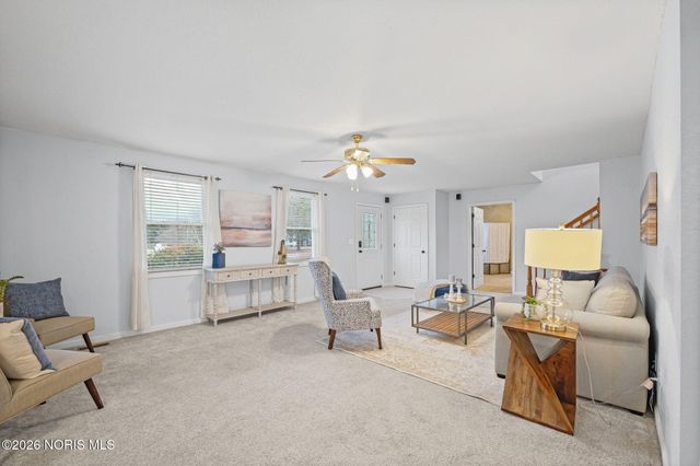 8940 Angola Road, Holland, OH 43528