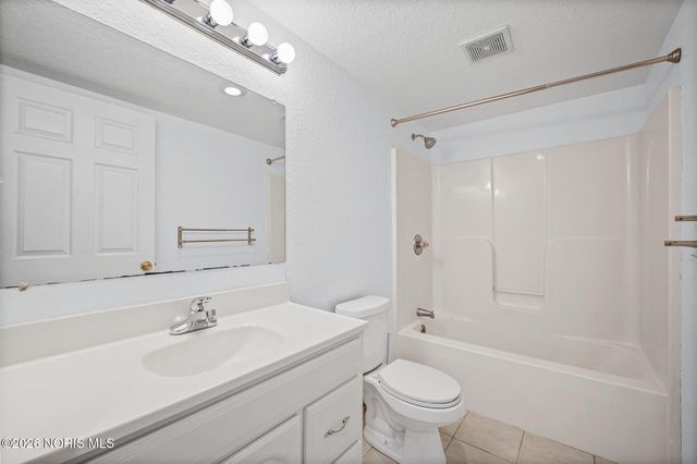 8940 Angola Road, Holland, OH 43528