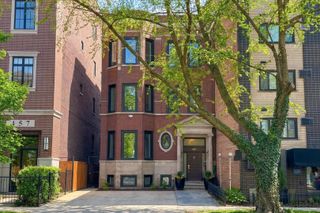 461 W Melrose Street, Chicago, IL 60657