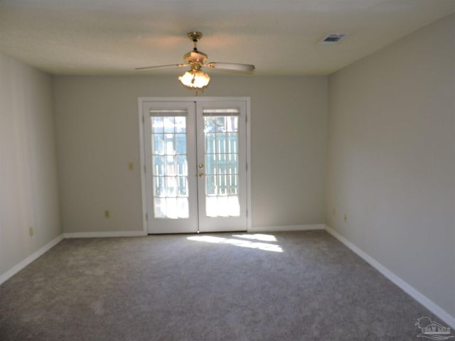 2303 W Michigan Ave H-9, Pensacola, FL 32526