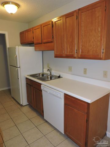 2303 W Michigan Ave H-9, Pensacola, FL 32526