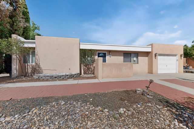 5117 E Camino NW, Albuquerque, NM 87120