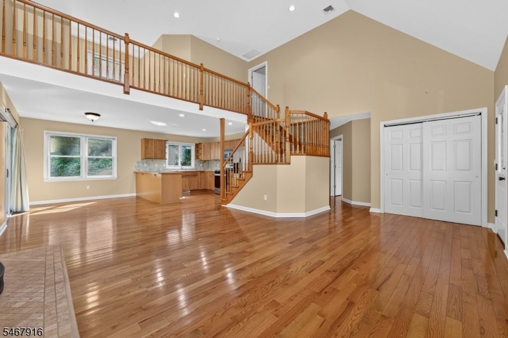 10 Tall Timbers Dr, Glen Gardner Boro, NJ 08826 — photo 5