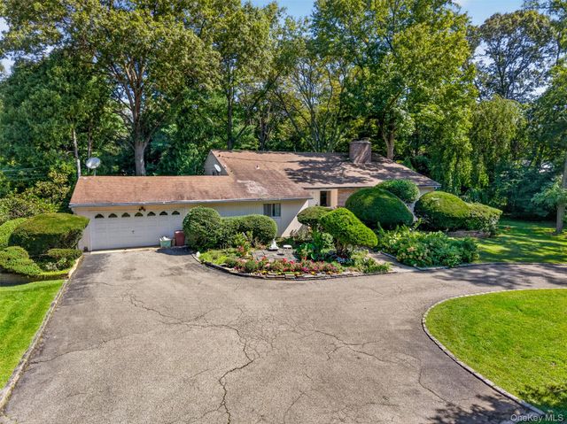 2495 Cedar Swamp Road, Glen Head, NY 11545