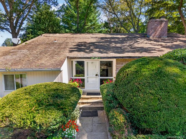 2495 Cedar Swamp Road, Glen Head, NY 11545