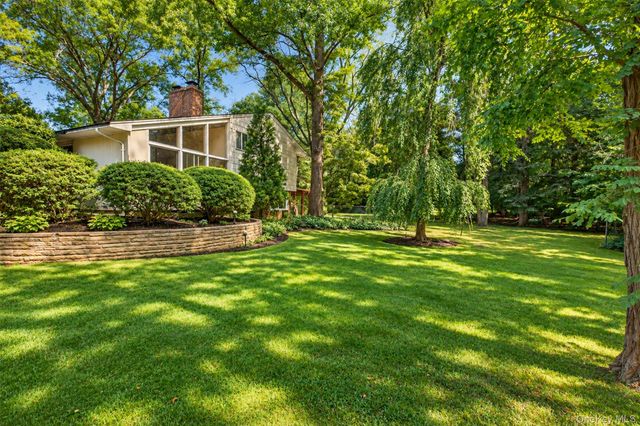 2495 Cedar Swamp Road, Glen Head, NY 11545