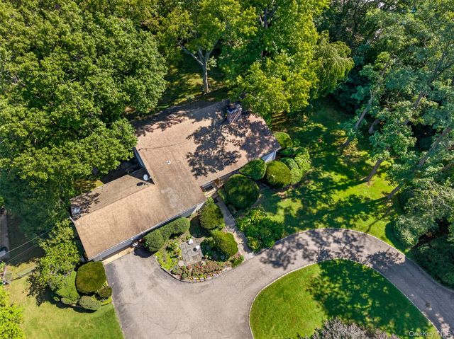 2495 Cedar Swamp Road, Glen Head, NY 11545