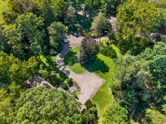 2495 Cedar Swamp Road, Glen Head, NY 11545
