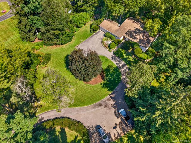 2495 Cedar Swamp Road, Glen Head, NY 11545