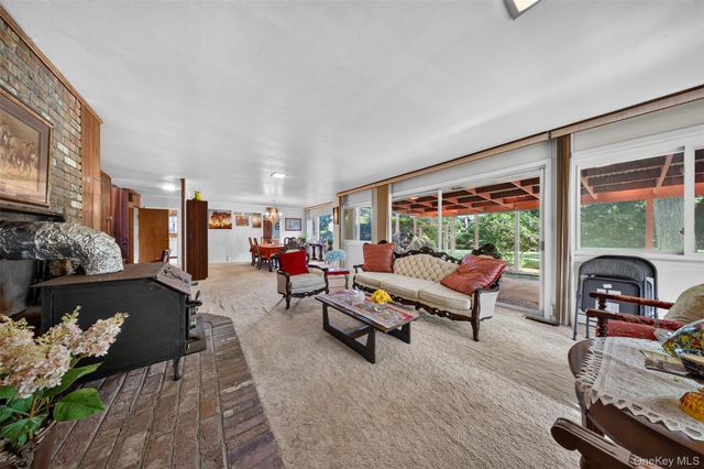2495 Cedar Swamp Road, Glen Head, NY 11545