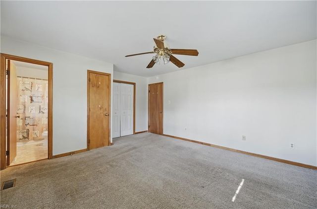 242 Hunts Neck RD, Poquoson, VA 23662