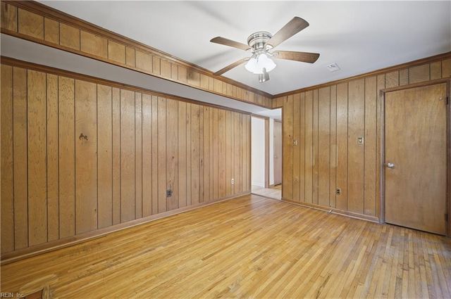 242 Hunts Neck RD, Poquoson, VA 23662