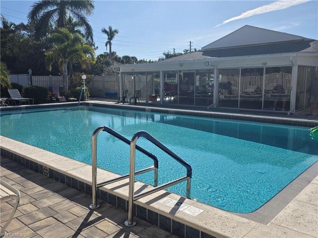 7105 Quail Run CT W 1, Fort Myers, FL 33908