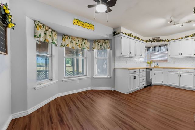24010 N King Court S, Broken Arrow, OK 74014