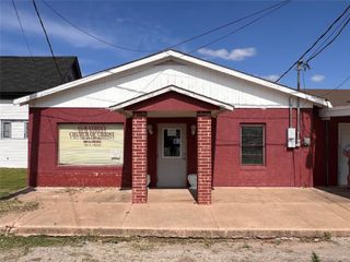 309 Pecos, Coleman, TX 76834