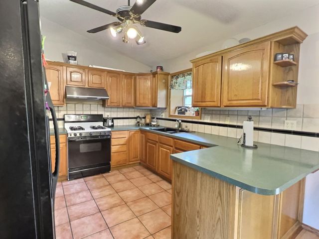 1154 S Longford Ct, Wichita, KS 67207