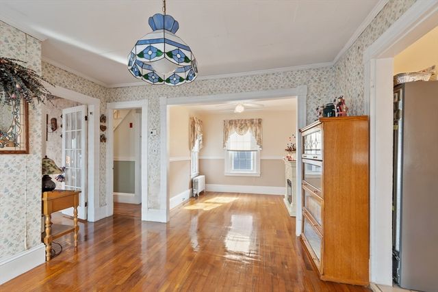 53 Corbett St, Lowell, MA 01852