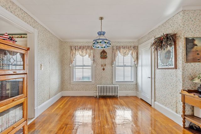 53 Corbett St, Lowell, MA 01852