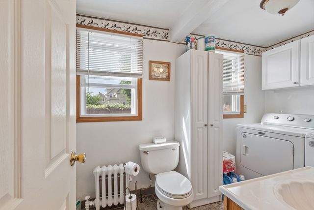 53 Corbett St, Lowell, MA 01852
