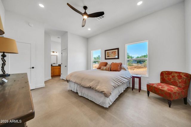 471 S Cardoza Drive, Morristown, AZ 85342