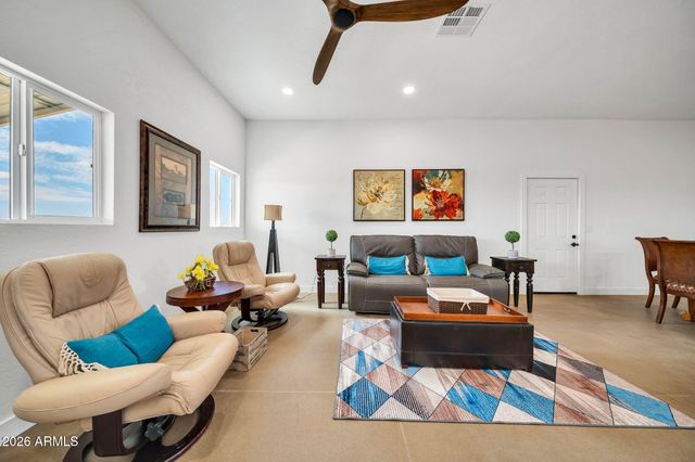 471 S Cardoza Drive, Morristown, AZ 85342