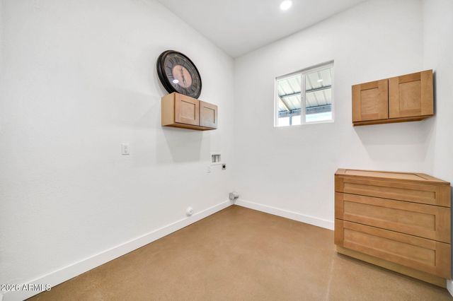 471 S Cardoza Drive, Morristown, AZ 85342