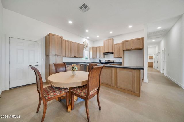 471 S Cardoza Drive, Morristown, AZ 85342