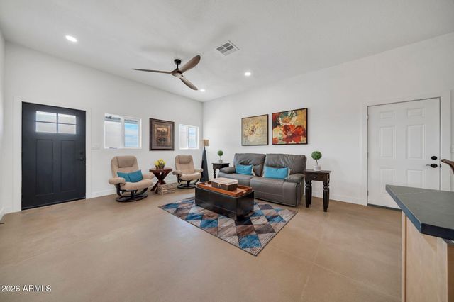 471 S Cardoza Drive, Morristown, AZ 85342