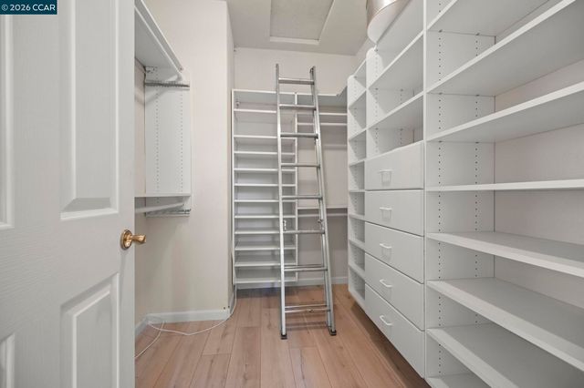 1384 Danville Blvd, Alamo, CA 94507