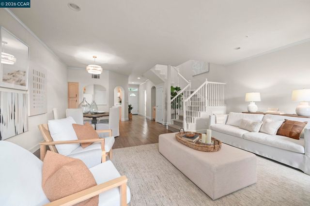 1384 Danville Blvd, Alamo, CA 94507