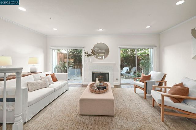 1384 Danville Blvd, Alamo, CA 94507