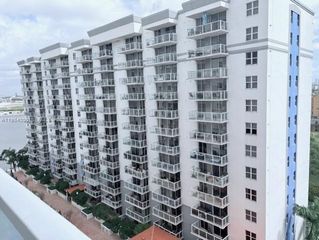 5085 NW 7th St 1416, Miami, FL 33126